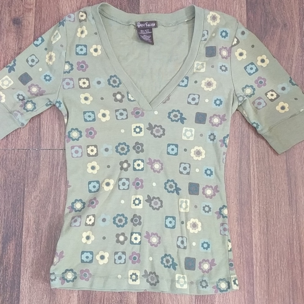 Beautiful flower lil girl shirt
